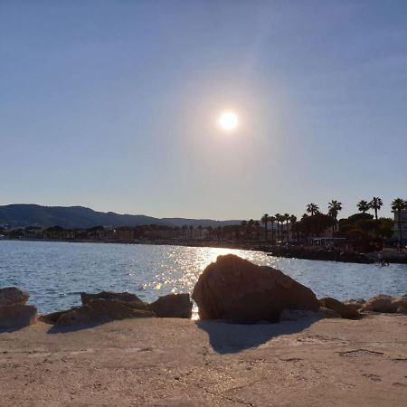 Chez Melanie Et Rodolphe Lägenhet La Ciotat Exteriör bild